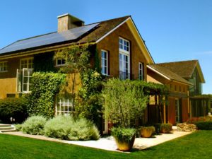 ci-solarcity_residence-woodside-3_s4x3-jpg-rend-hgtvcom-1280-960